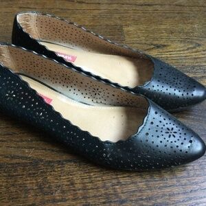 Union Bay Flats size 8